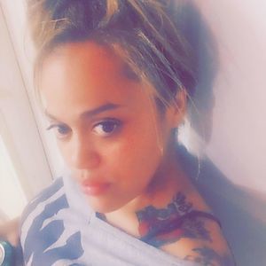 Meet your Posher, Andraysia